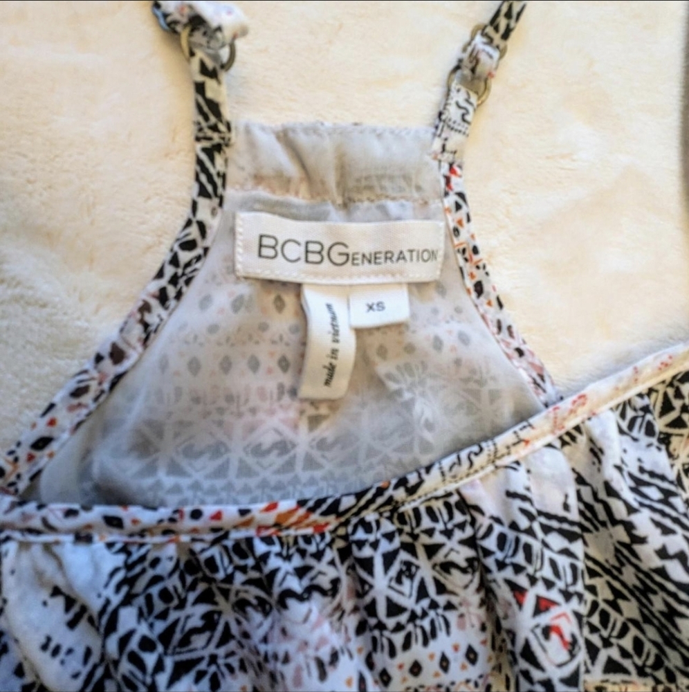 BCBG Generation Patterned Dress - Picture 4 of 8